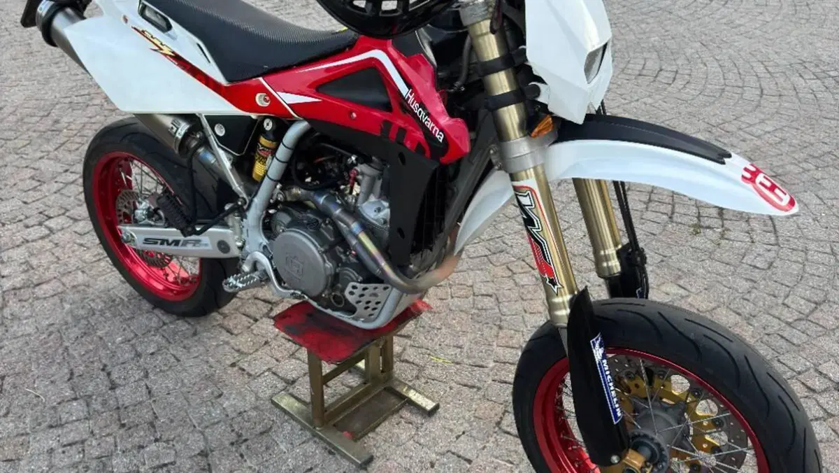 Husqvarna SM 510 R (2007)  (10)