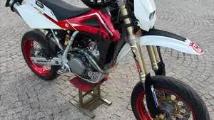 Husqvarna SM 510 R (2007)  (10)