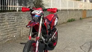 Honda CRF 450R (2019)  (5)