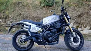 Benelli Leoncino 800 Trail (2022 - 26)  (3)
