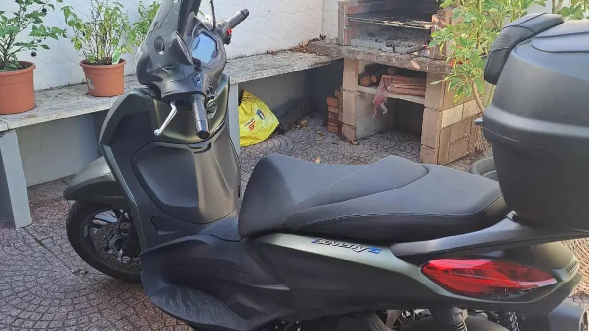 Piaggio Beverly 310 S (2025 - 26)  (2)