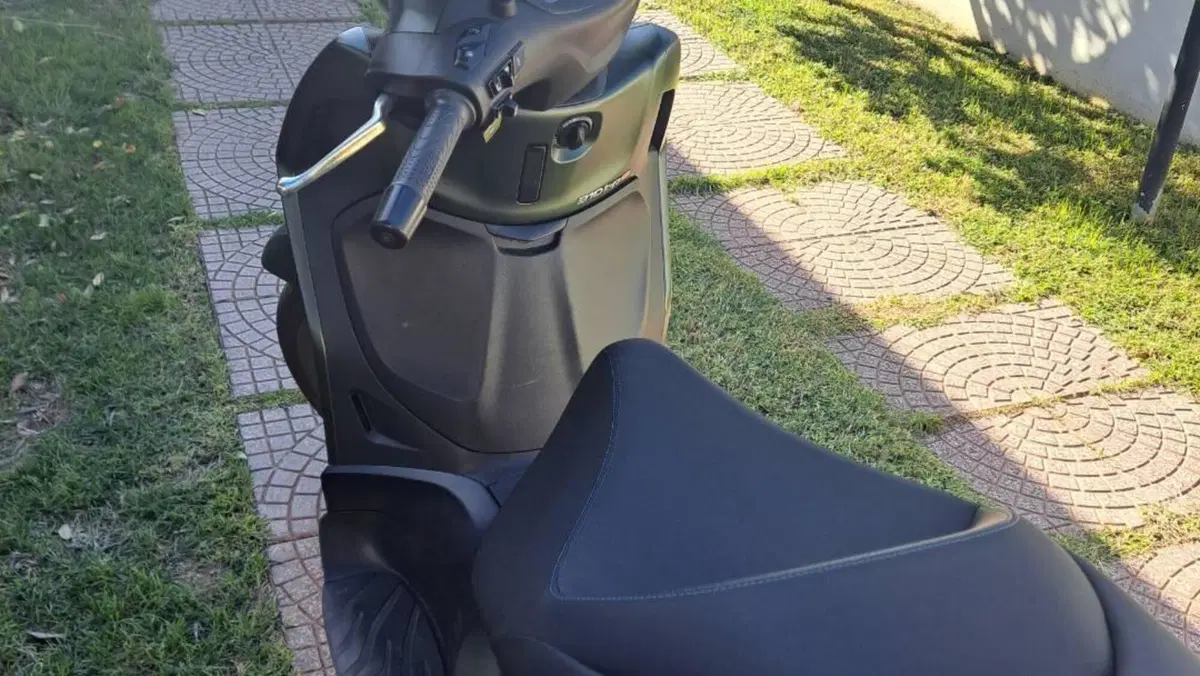 Piaggio Beverly 310 S (2025 - 26)  (5)