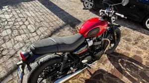 Triumph Street Twin 900 (2019 - 20)  (5)