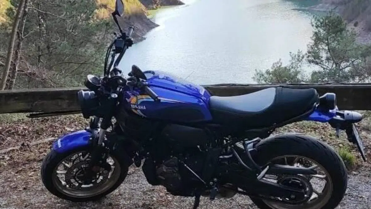 Yamaha XSR 700 (2022 - 26)  (2)