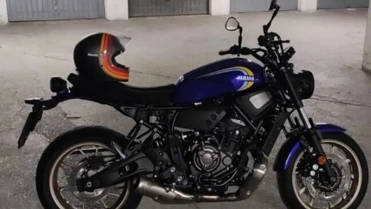 Yamaha XSR 700 (2022 - 26)  (4)
