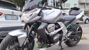 Kawasaki Z 750 (2007 - 14)  (5)