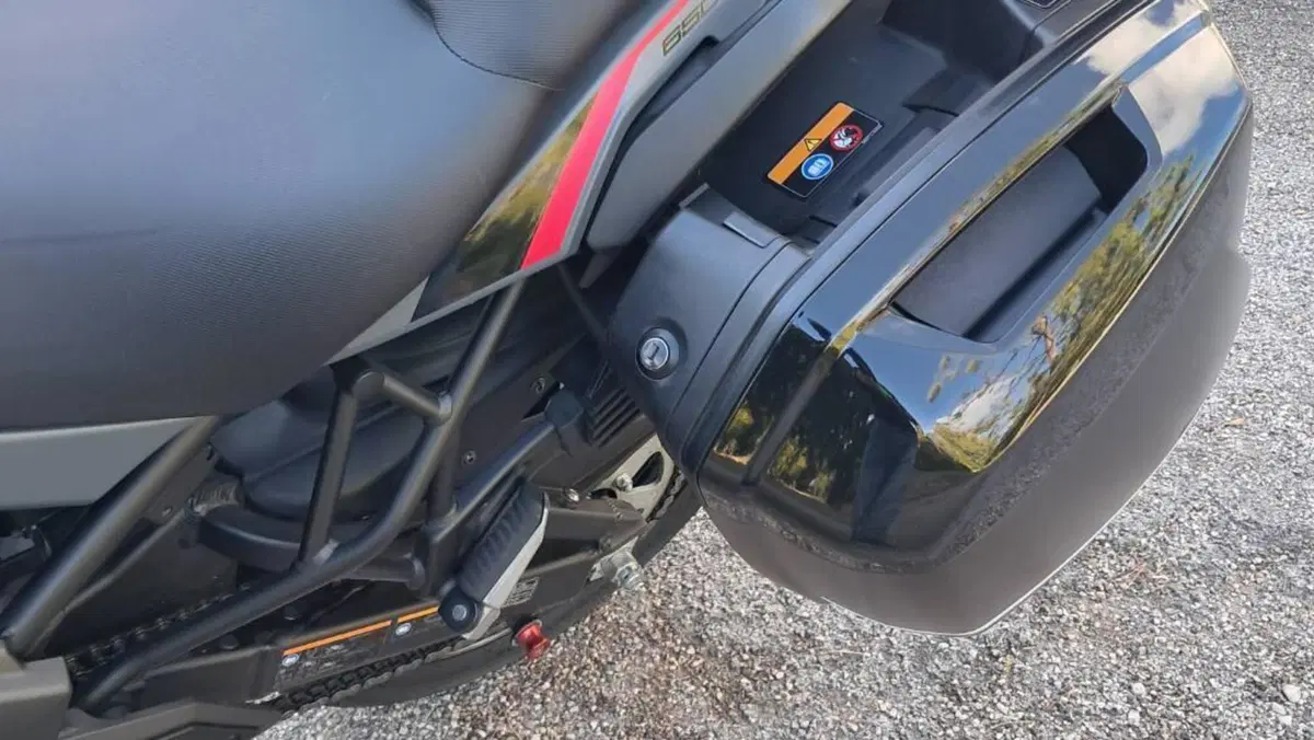 Kawasaki Versys 650 Grand Tourer (2022 - 24)  (6)
