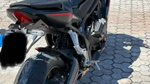 Honda CBR 650 R E-Clutch (2024 - 26)  (3)