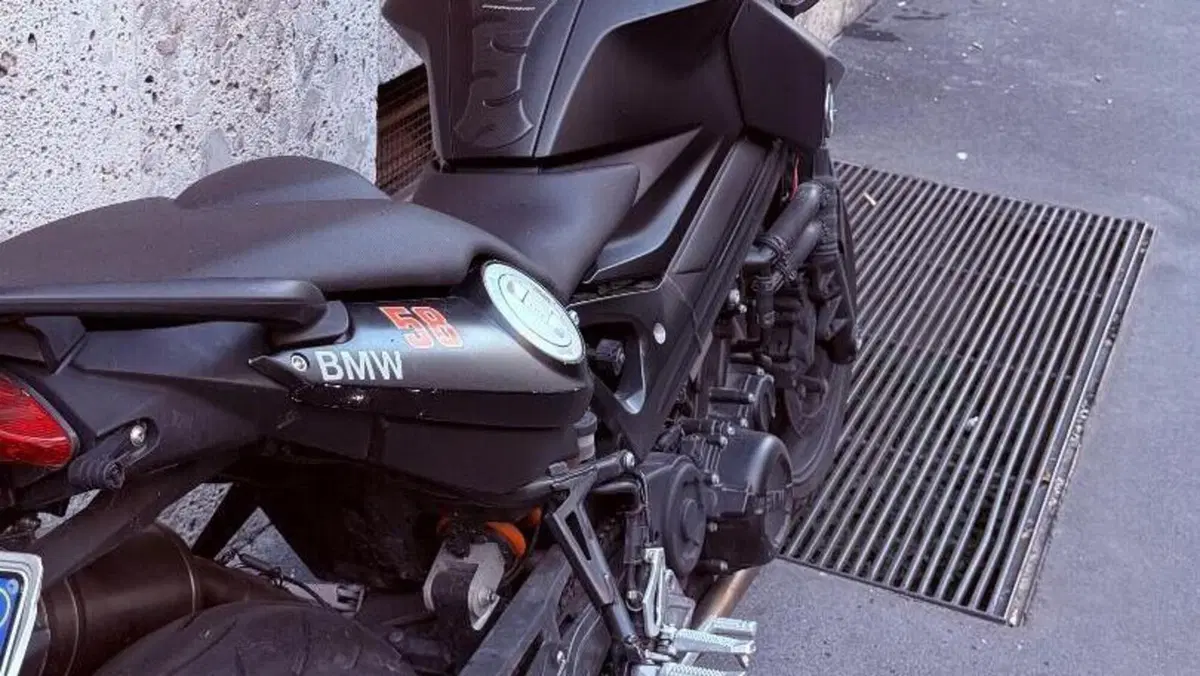Bmw F 800 R (2009 - 11)  (2)