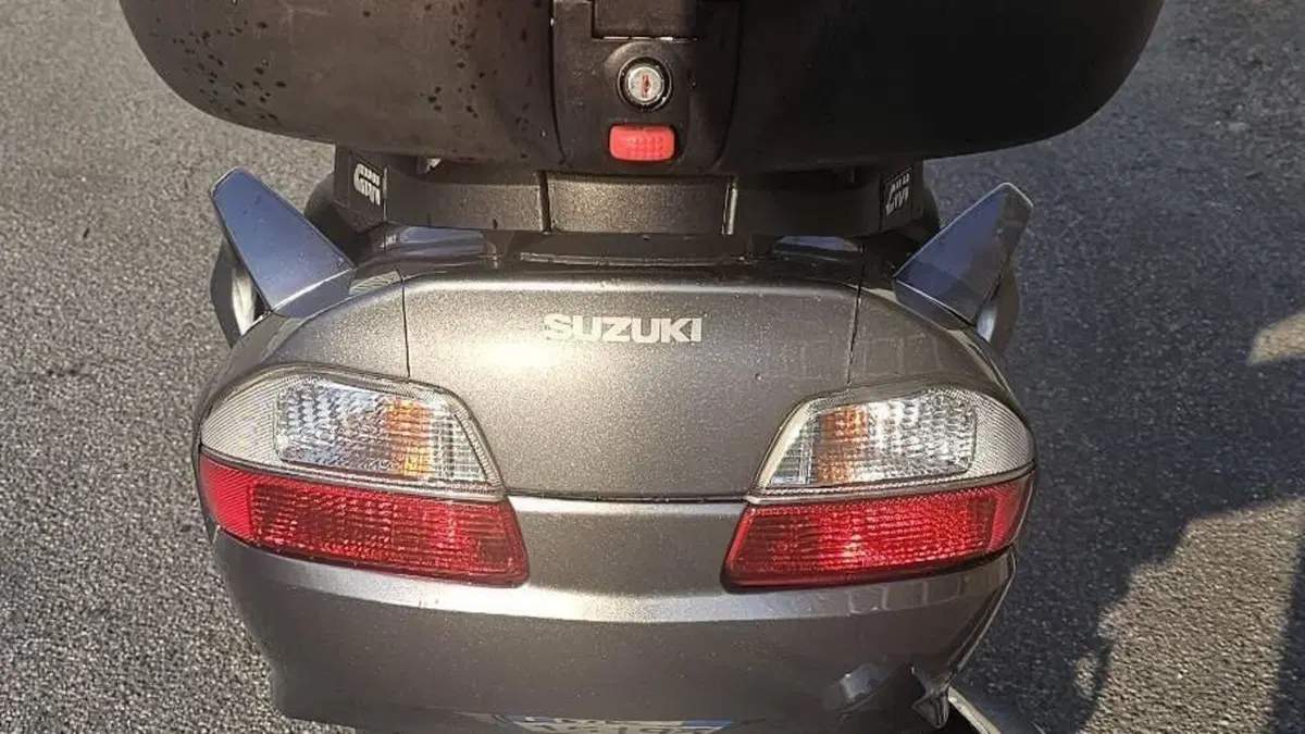 Suzuki Burgman AN 650 Executive ABS (2006 - 12)  (6)