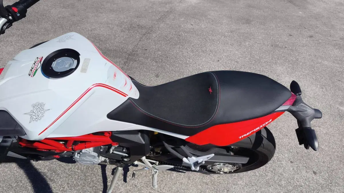 MV Agusta Brutale 800 EAS (2012 - 14)  (2)