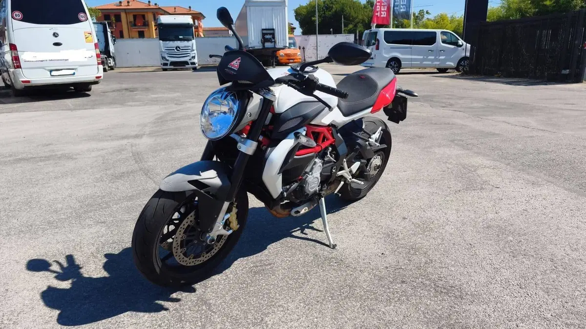 MV Agusta Brutale 800 EAS (2012 - 14)  (3)