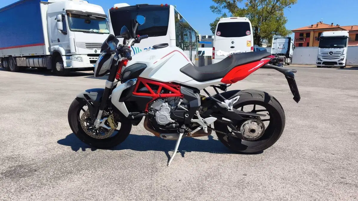MV Agusta Brutale 800 EAS (2012 - 14)  (4)