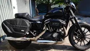 Harley-Davidson 883 Iron (2014 - 16) - XL 883N  (14)