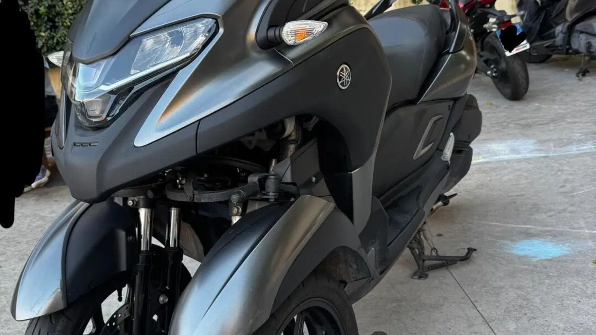 Yamaha Tricity 300 (2021 - 24)  (2)