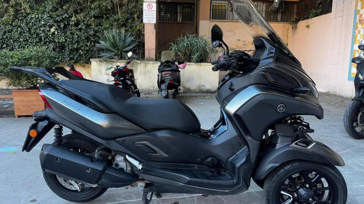 Yamaha Tricity 300 (2021 - 24)  (5)