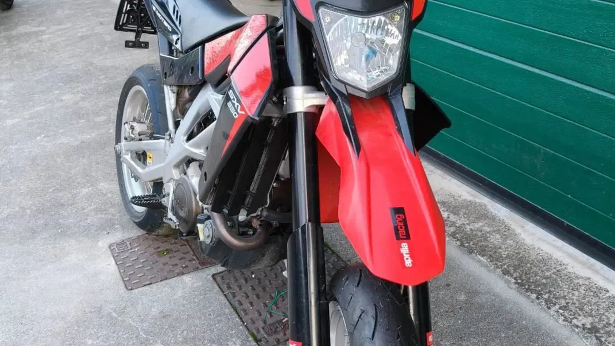 Aprilia RXV 550 (2009 - 14)  (3)