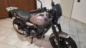 Royal Enfield Guerrilla 450 (2024 - 26) 