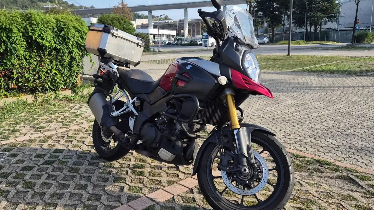 Suzuki V-Strom 1000 ABS (2014 - 17)  (2)