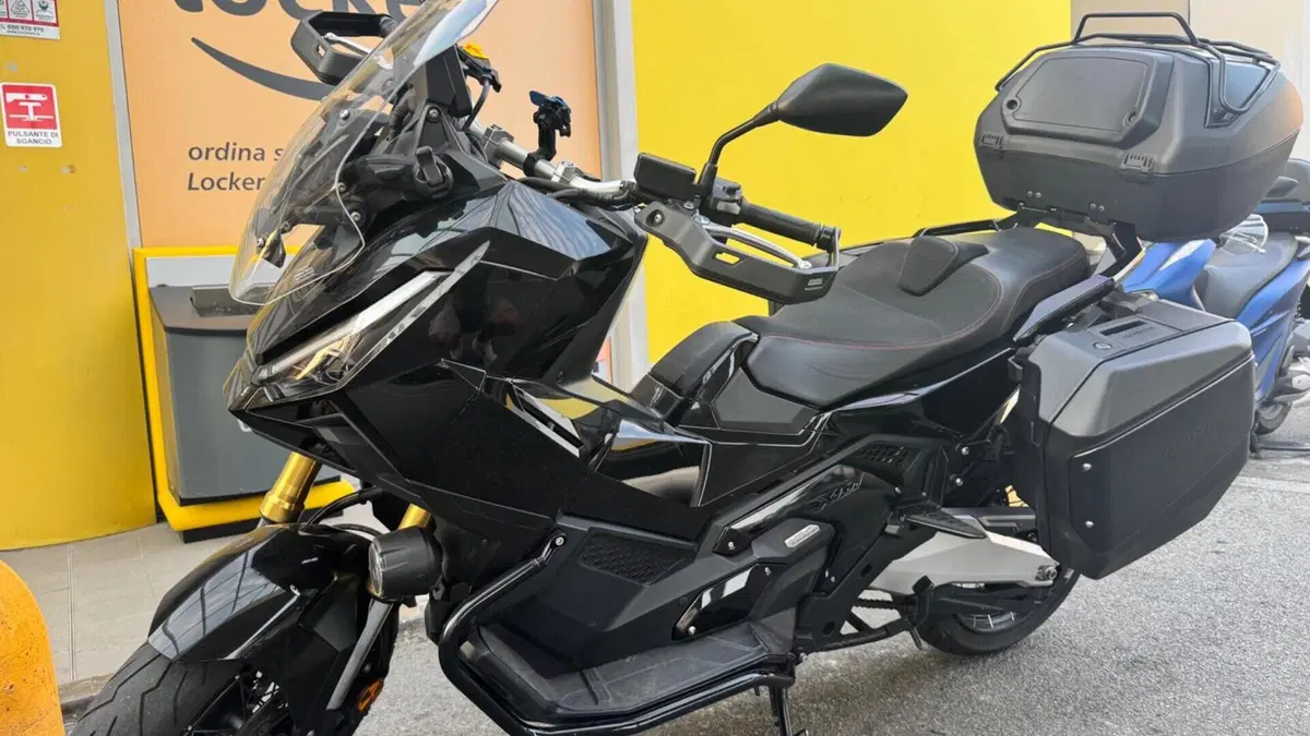 Honda X-ADV 750 Travel (2025 - 26)  (2)