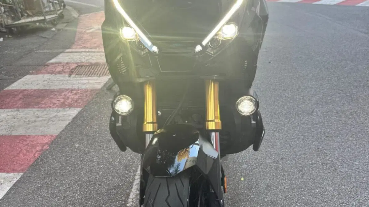 Honda X-ADV 750 Travel (2025 - 26)  (9)