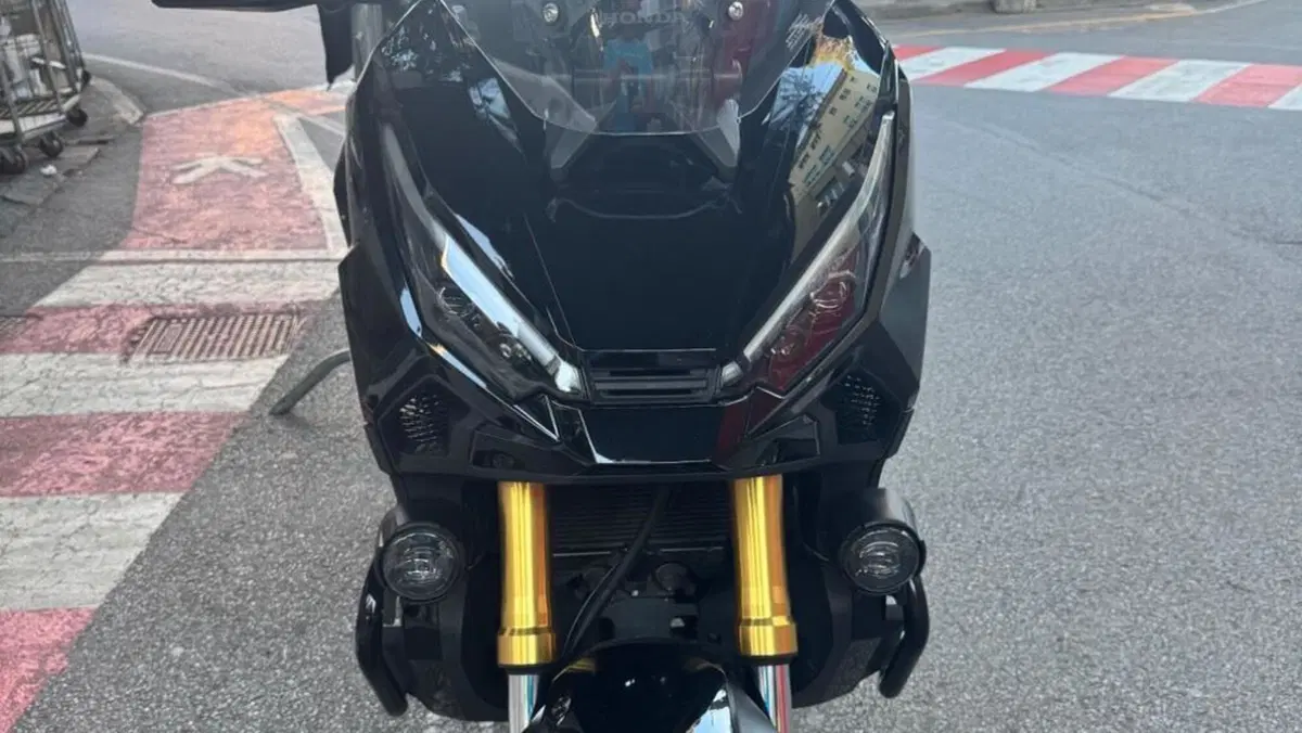 Honda X-ADV 750 Travel (2025 - 26)  (10)