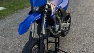 Yamaha YZ 125 (2023) usata