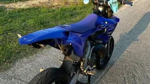 Yamaha YZ 125 (2023)  (2)