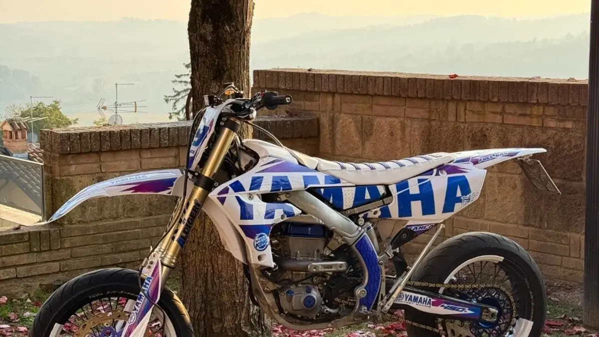 Yamaha YZ 450 F (2021)  (2)