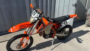 KTM 250 EXC-F (2023)  (2)