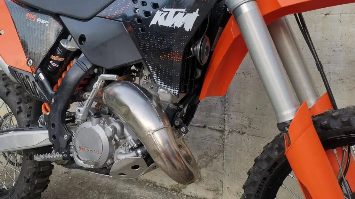 KTM 125 EXC (2009)  (3)