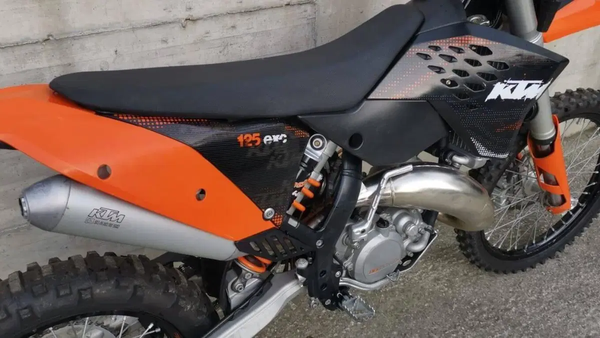 KTM 125 EXC (2009)  (5)