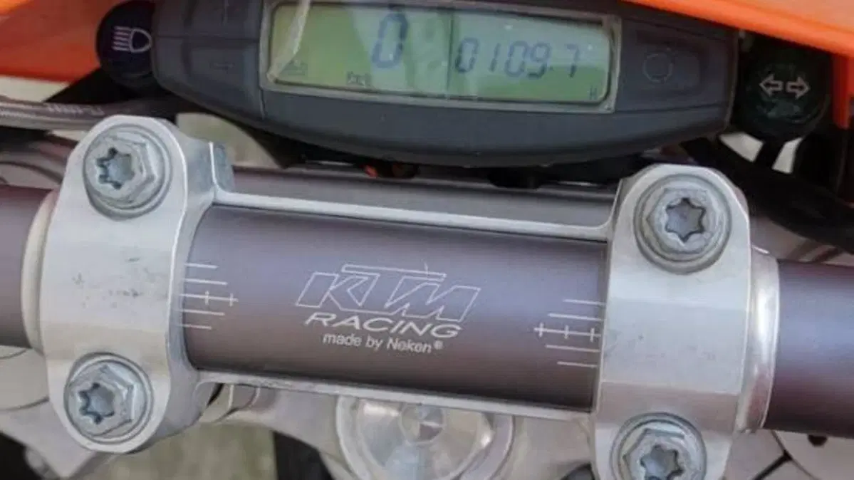 KTM 125 EXC (2009)  (7)