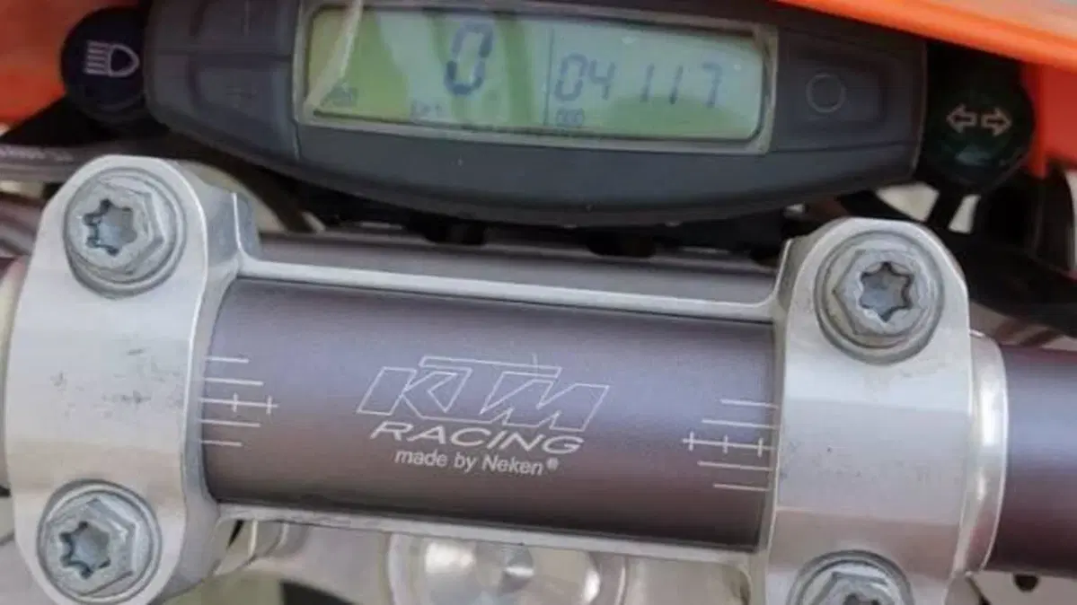 KTM 125 EXC (2009)  (8)