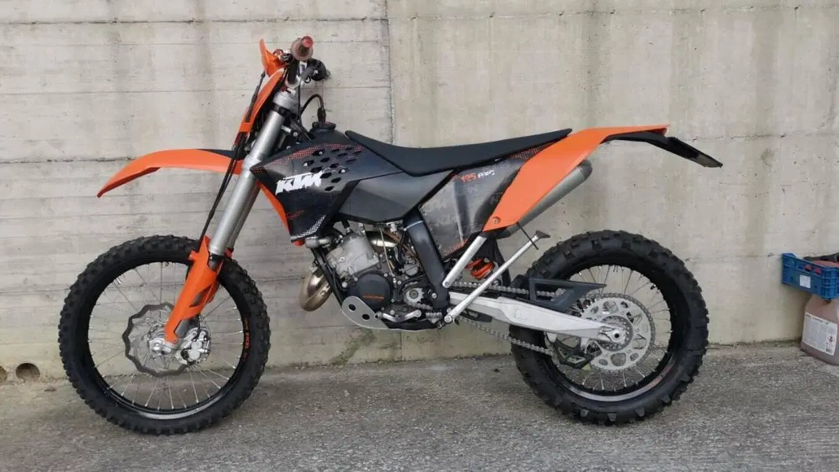 KTM 125 EXC (2009)  (9)