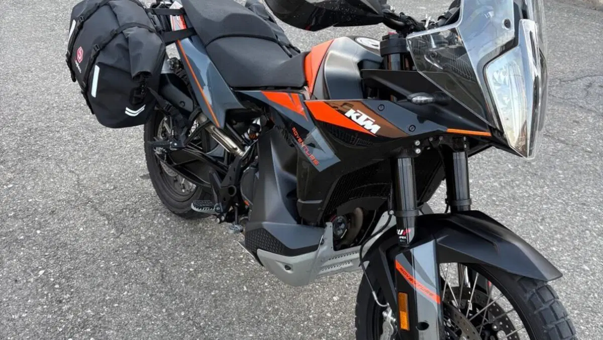 KTM 890 Adventure (2023 - 26)  (2)