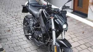 Voge Brivido 125R (2023 - 26)  (2)