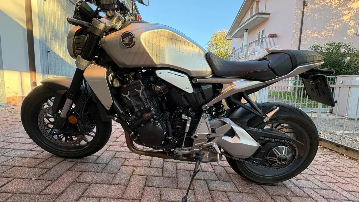Honda CB 1000 R (2021 - 25) 