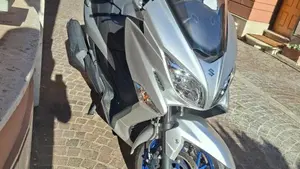 Suzuki Burgman 400 (2022 - 24)  (3)