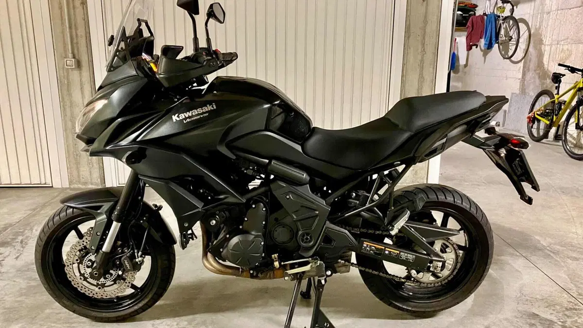 Kawasaki Versys 650 ABS (2015 - 16)  (2)