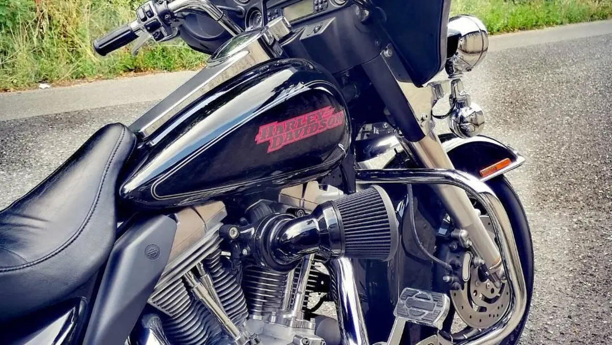 Harley-Davidson 1584 Electra Glide Standard (2007) - FLHT 