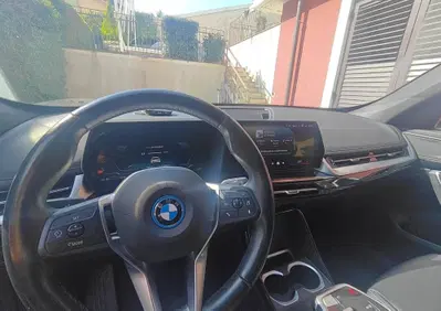 BMW iX1 edrive 20 X-Line (7)