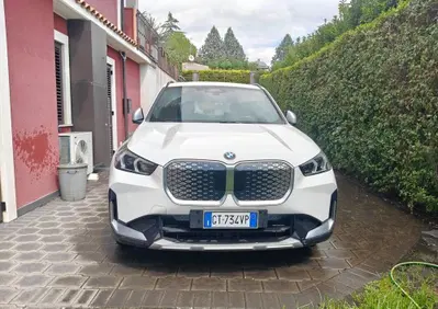 BMW iX1 edrive 20 X-Line (11)
