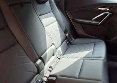 BMW iX1 edrive 20 X-Line (12)