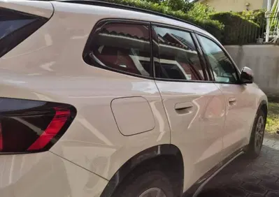 BMW iX1 edrive 20 X-Line (13)