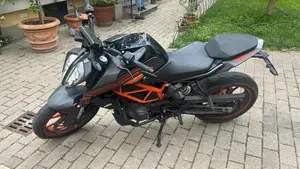KTM 125 Duke (2021 - 23) 