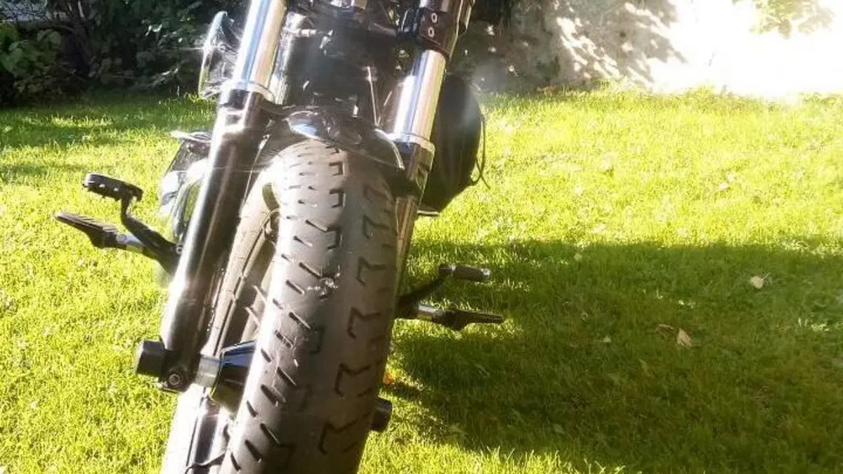 Harley-Davidson 1200 Forty-Eight (2010 - 15)  (9)