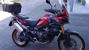 Honda Africa Twin CRF 1000L DCT ABS (2016 - 17)  (2)