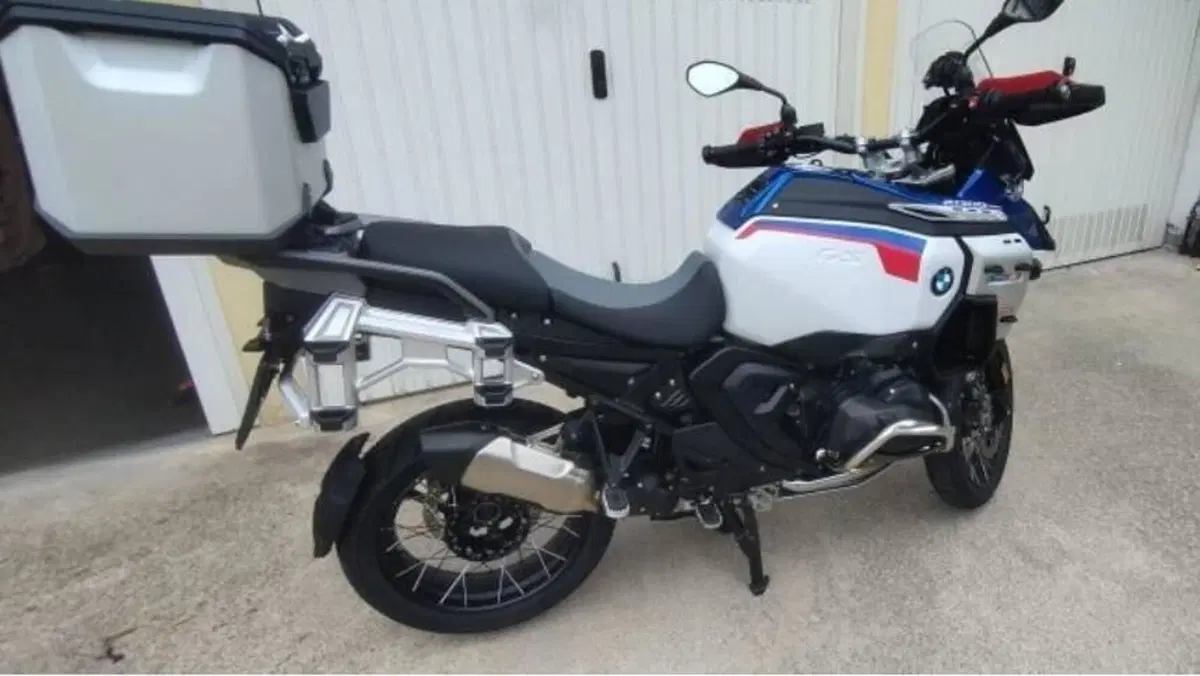 Bmw R 1300 GS Adventure Trophy (2025 - 26)  (4)