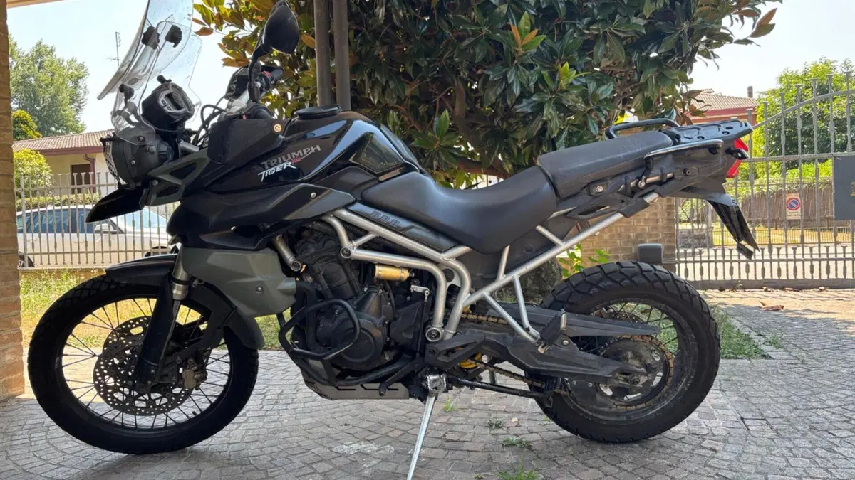 Triumph Tiger 800 XC (2011 - 12) 